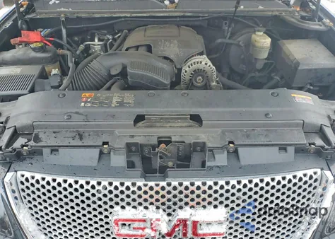 2014 GMC Yukon Denali z USA, uszkodzony, nr VIN 1GKS2EEF2ER210555